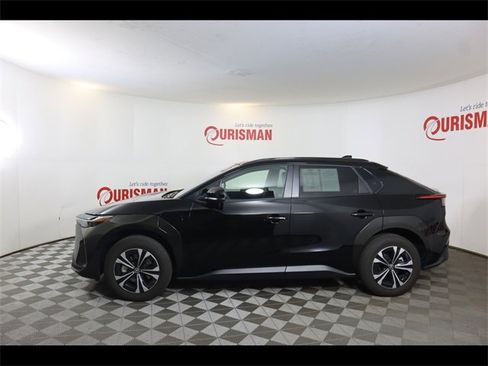 Used 2024 Toyota bZ4X XLE image 4