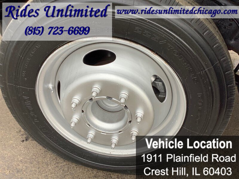 Used 2001 Ford F550 2WD Regular Cab Super Duty image 36