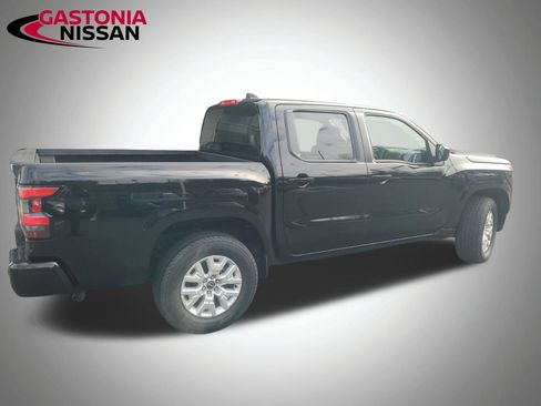 Used 2023 Nissan Frontier SV image 43