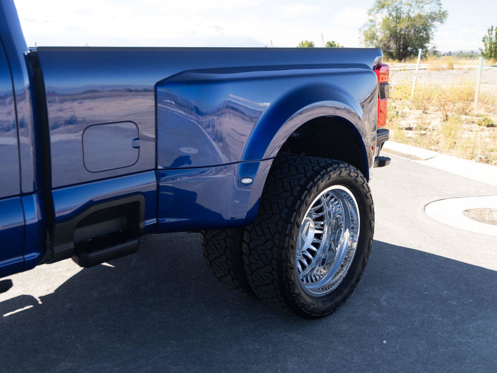 Used 2026 Ford F450 Platinum AWD/4WD image 8