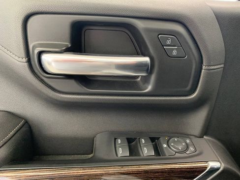 Used 2019 GMC Sierra 1500 SLE w/ Preferred Package AWD/4WD image 22