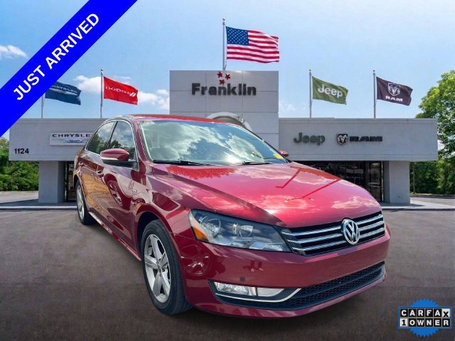 Used 2015 Volkswagen Passat 1.8T FWD image 1