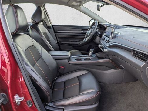 Used 2022 Nissan Altima 2.5 SR image 19