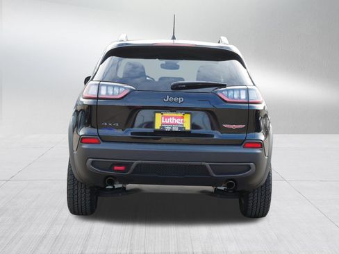 Used 2022 Jeep Cherokee Trailhawk w/ Technology Group B image 6