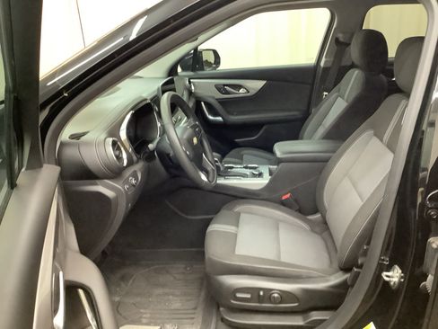 Used 2023 Chevrolet Blazer LT w/ Convenience Package FWD image 13