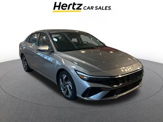 Used 2025 Hyundai Elantra SEL video 1