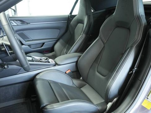 Certified 2026 Porsche 911 Carrera RWD image 5