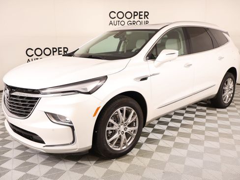 Used 2022 Buick Enclave Premium w/ Experience Buick Package image 11