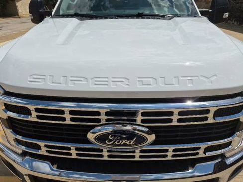 Used 2025 Ford F350 XLT AWD/4WD image 12