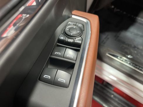 Used 2024 GMC Sierra 3500 Denali Ultimate AWD/4WD image 22