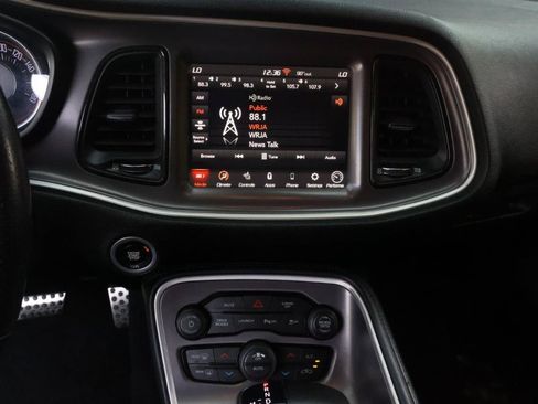 Used 2021 Dodge Challenger R/T Scat Pack RWD image 9