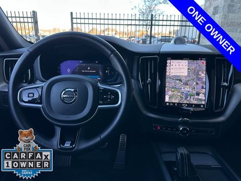 Used 2022 Volvo XC60 T8 Polestar w/ Protection Package Premier image 4