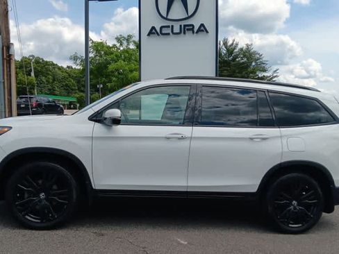 Used 2021 Honda Pilot Black Edition image 2