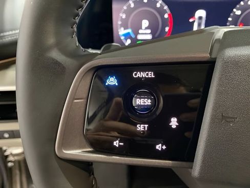 Certified 2025 Nissan Murano SL w/ Cargo Package AWD/4WD image 14