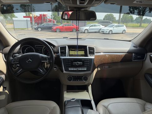 Used 2012 Mercedes-Benz ML 350 BlueTEC 4MATIC image 31