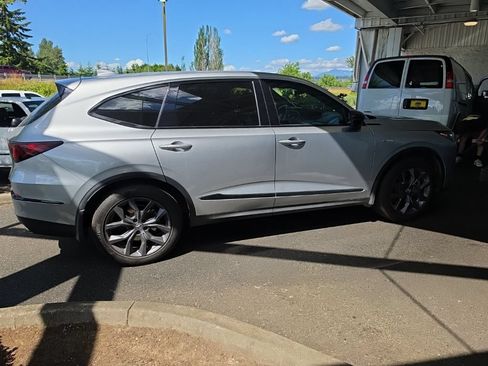 Used 2023 Acura MDX A-Spec AWD/4WD image 6