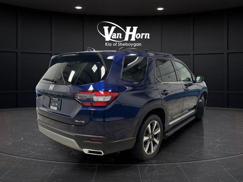 Used 2024 Honda Pilot Elite image 7