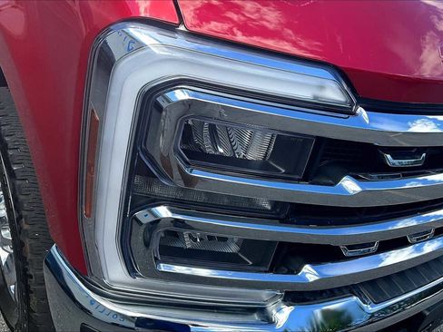 Used 2024 Ford F250 Lariat w/ Chrome Package image 25