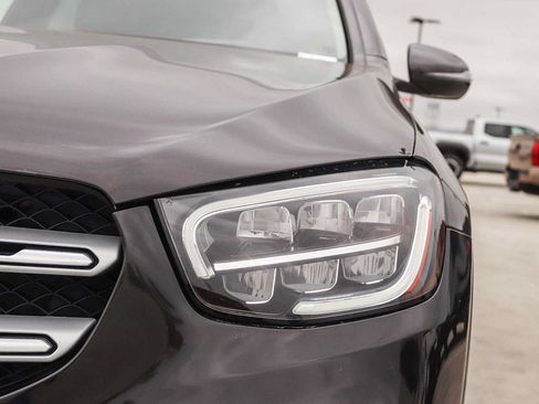 Used 2022 Mercedes-Benz GLC 300 image 7