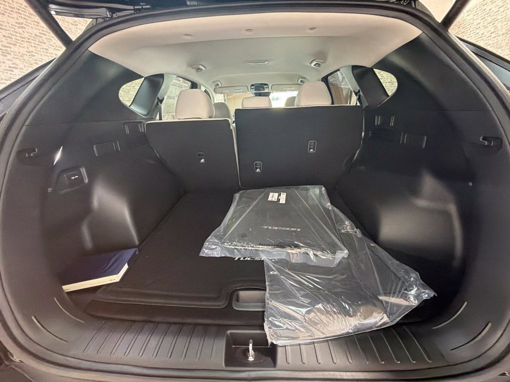 New 2026 Hyundai Tucson SEL FWD image 13