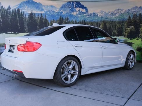 Used 2015 BMW 335i Sedan RWD image 6