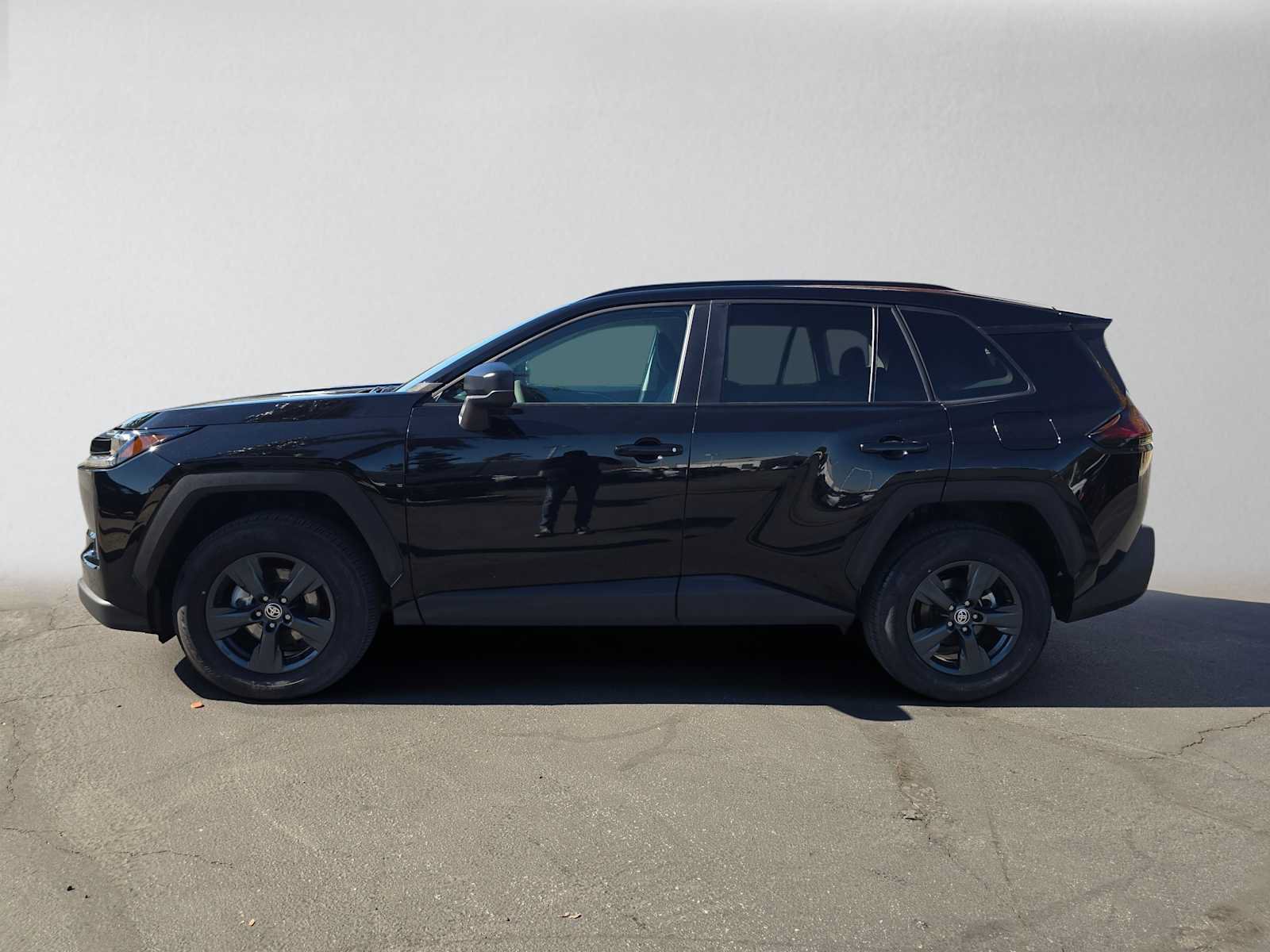 Used 2026 Toyota RAV4 LE FWD image 6