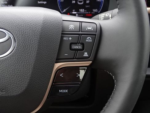 New 2026 Toyota Crown Xle image 25