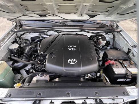 Used 2012 Toyota Tacoma 4x4 Double Cab w/ TRD Sport Pkg image 35