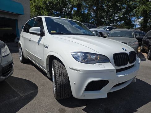 Used 2011 BMW X5 M image 12