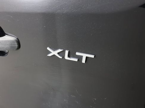 Used 2024 Ford Transit 350 XLT image 18