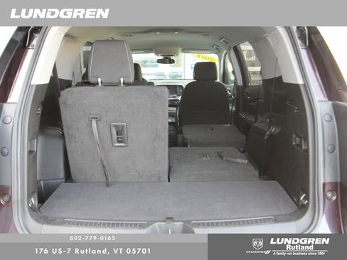 Used 2021 GMC Acadia SLE w/ Driver Convenience Package image 41