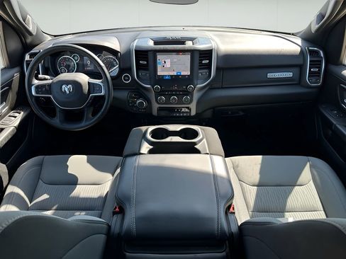 Used 2024 RAM 1500 Lone Star AWD/4WD image 9