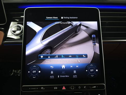 Used 2023 Mercedes-Benz S 580 4MATIC Sedan w/ 3D Technology Package image 25