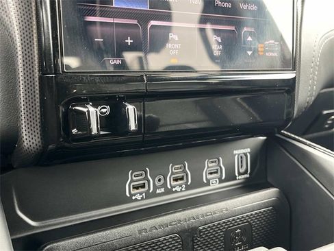 Used 2025 RAM 1500 Limited image 24