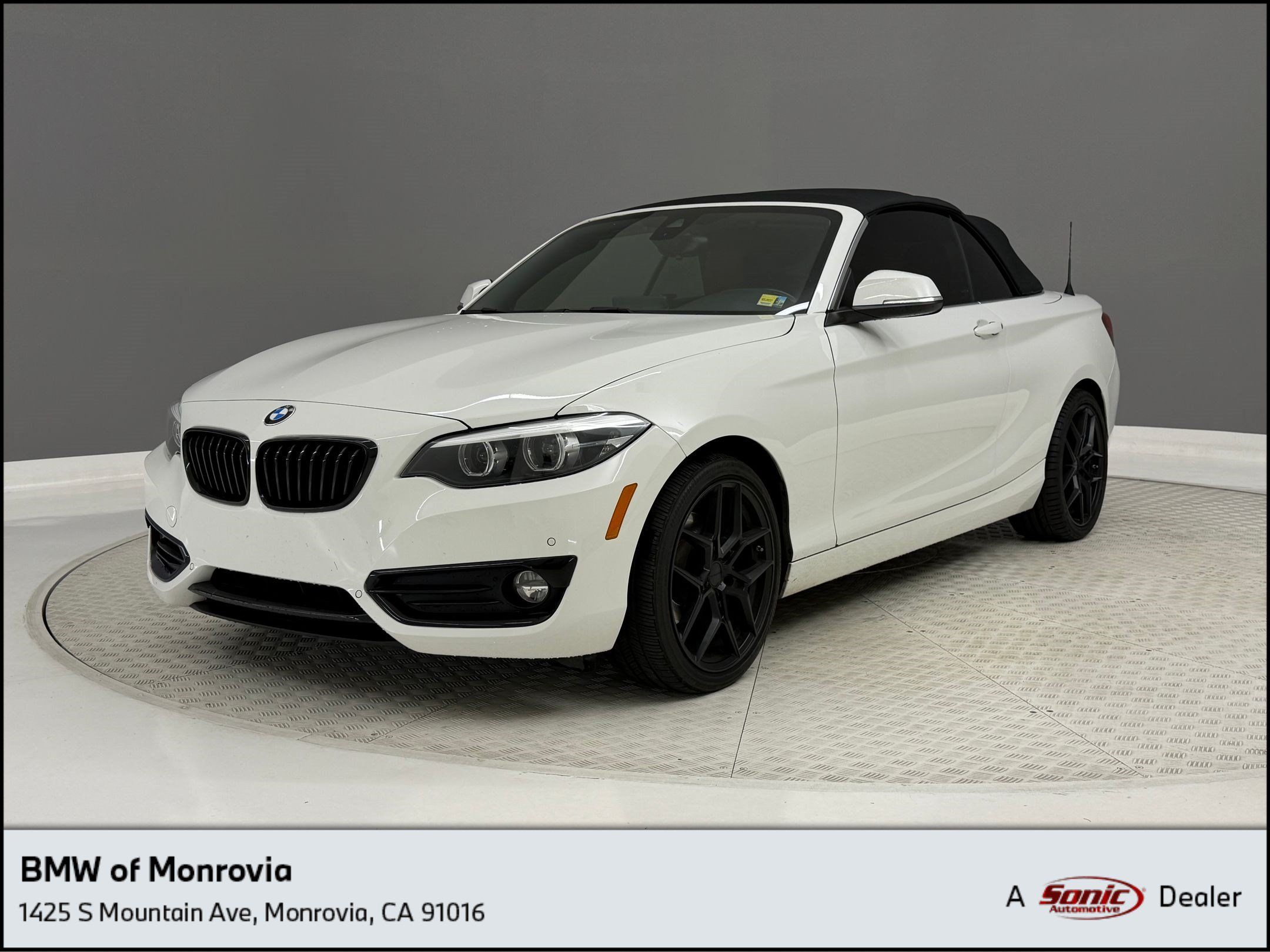 Used 2020 BMW 230i Convertible w/ Premium Package RWD image 1