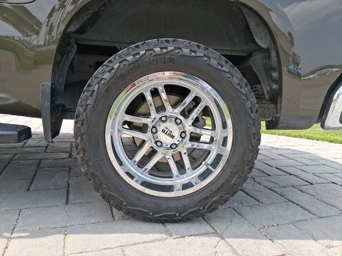 Used 2023 Chevrolet Silverado 1500 LT RWD image 18
