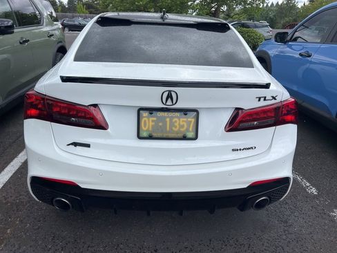 Used 2018 Acura TLX V6 w/ Technology & A-SPEC Pkg AWD/4WD image 5