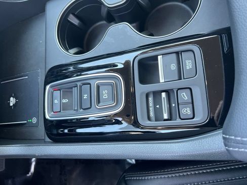 Used 2024 Honda Pilot EX-L image 26