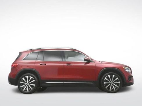 Used 2020 Mercedes-Benz GLB 250 GLB 250 w/ Premium Package image 40