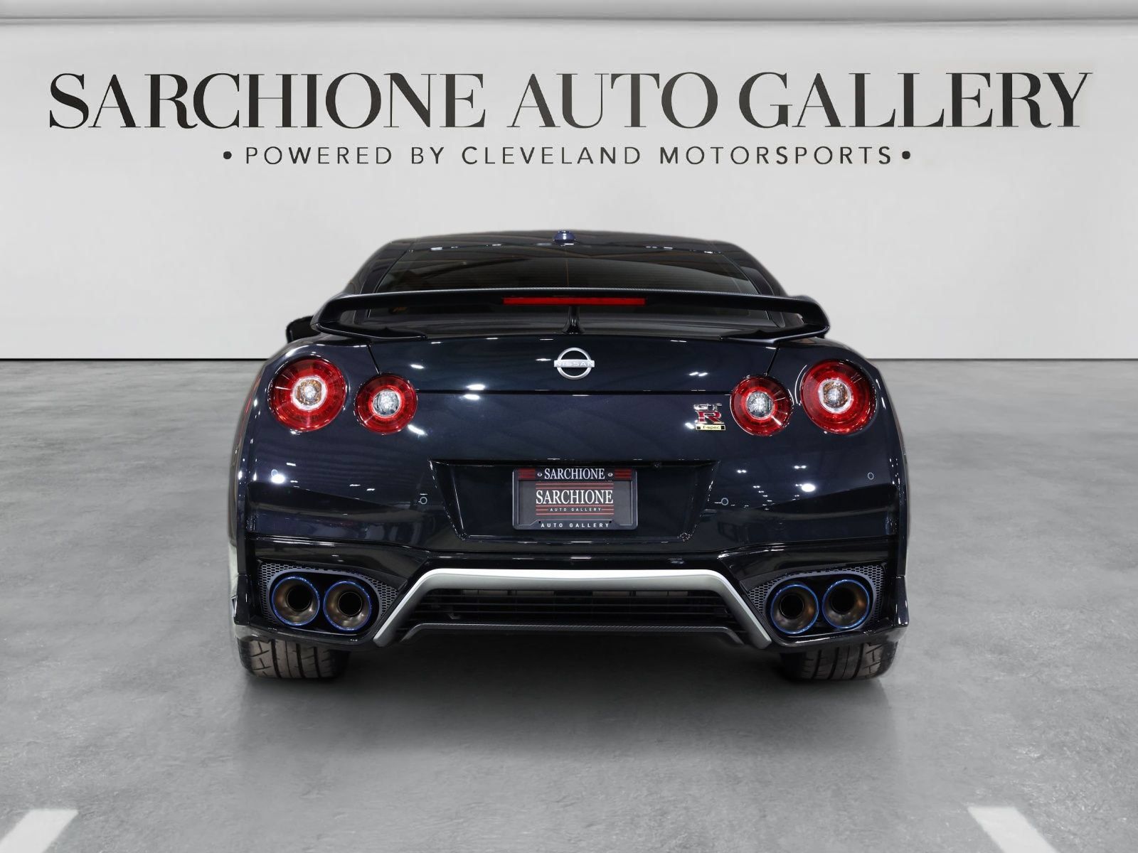Used 2021 Nissan GT-R Premium AWD/4WD image 16