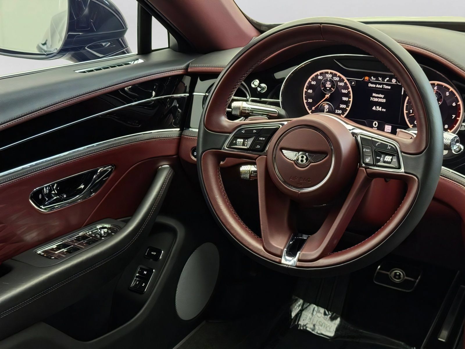 Used 2020 Bentley Flying Spur W12 AWD/4WD image 29
