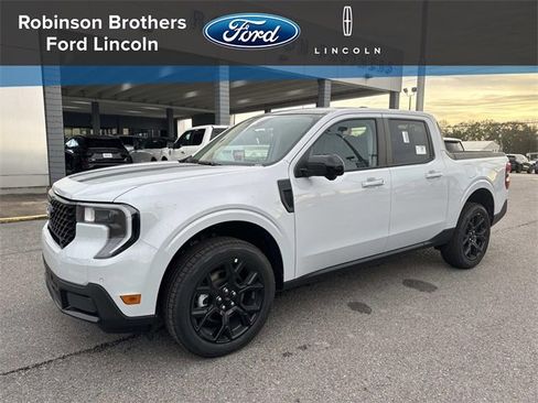 New 2026 Ford Maverick Lariat w/ Black Appearance Package image 1