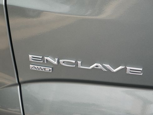 Used 2022 Buick Enclave Avenir w/ Avenir Technology Package image 8