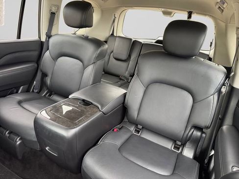 Used 2024 INFINITI QX80 Luxe AWD/4WD image 13