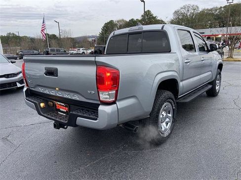 Certified 2022 Toyota Tacoma 4x4 Double Cab image 17