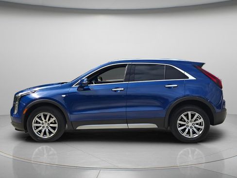 Used 2023 Cadillac XT4 Premium Luxury image 3