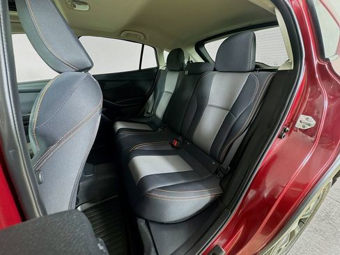 Used 2019 Subaru Crosstrek 2.0i Premium w/ Moonroof Package image 19