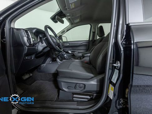 Used 2024 Ford Ranger XLT w/ FX4 Off-Road Package image 11