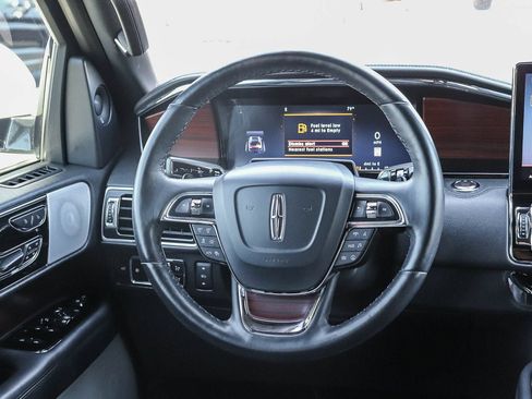 Used 2023 Lincoln Navigator Reserve AWD/4WD image 15