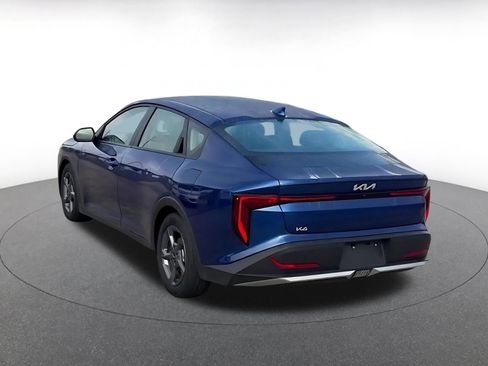 Used 2025 Kia K4 LXS image 9
